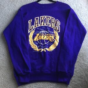 Vintage Los Angeles Lakers signed sweatshirt